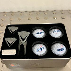 Los Angeles DODGERS Calloway Golf Collection Collectors Set Divot Tools / Balls